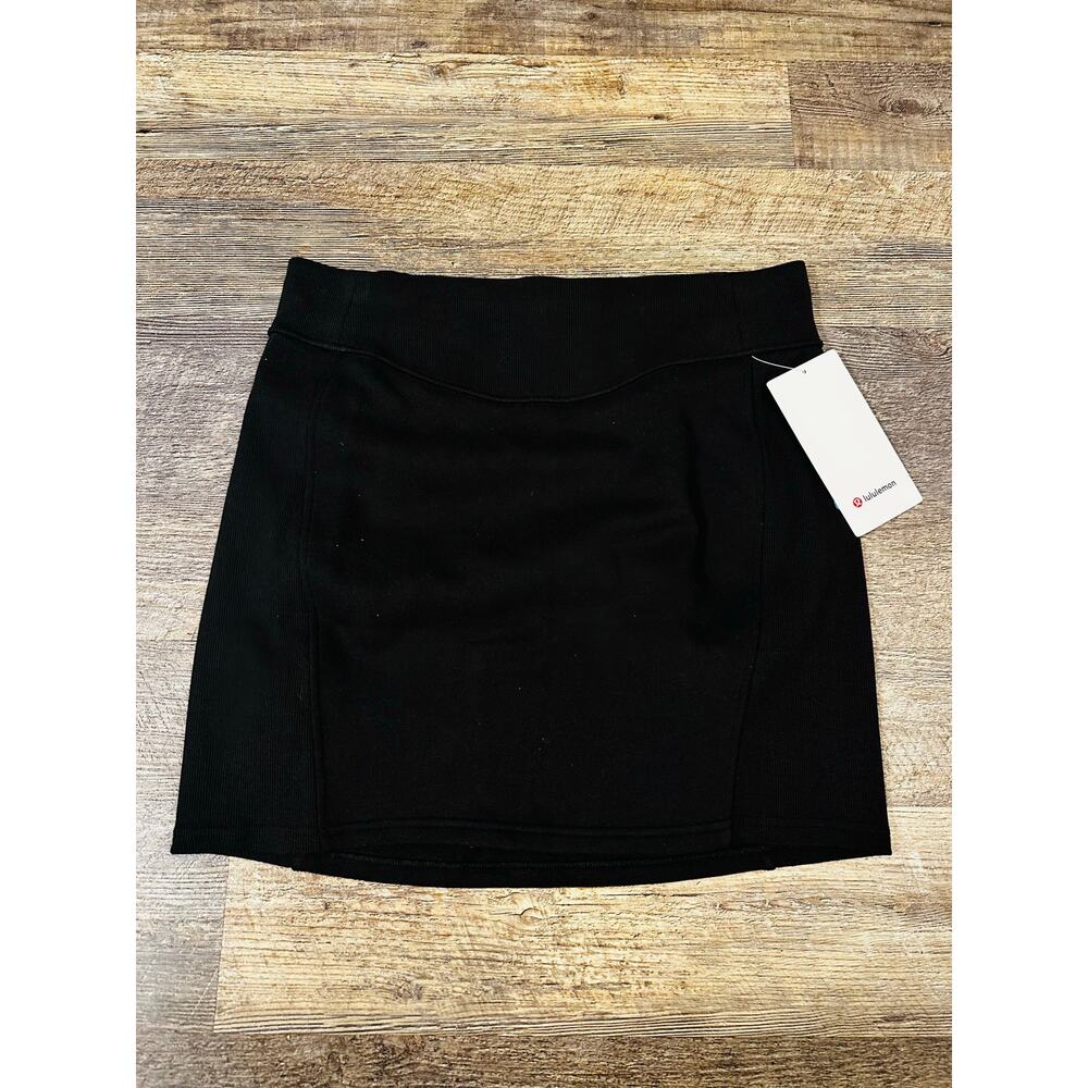 Lululemon Scuba HR Black Mini Skirt - Picture 7 of 7